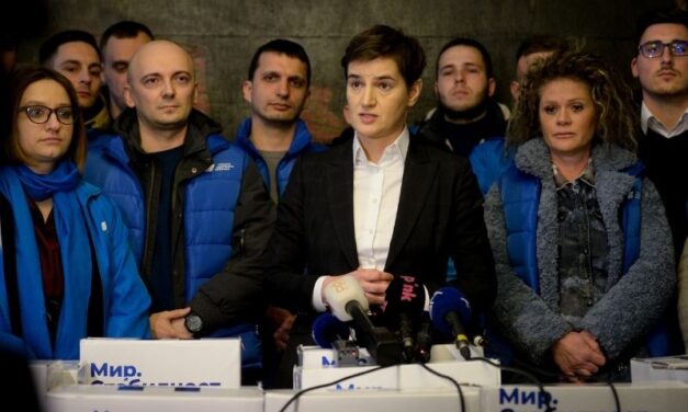 SNS PREDALA KANDIDATURU ALEKSANDRA VUČIĆA