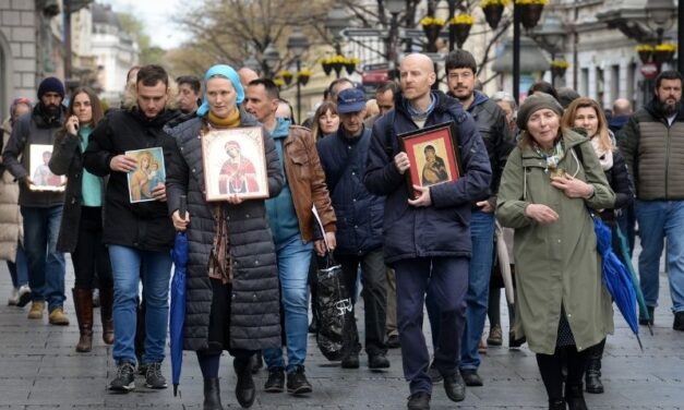 ODRŽANA LITIJA UZ ZAHTEV ZA IZMENU ZAKONA O ABORTUSU