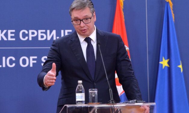 VUČIĆ IZ BRISELA ZAKAZAO SASTANAK SA KOSOVSKIM SRBIMA