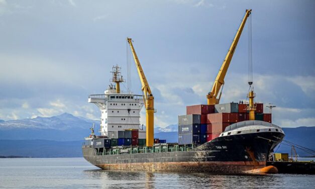 NE STAJU: Posle predsednika, oteli im i tanker