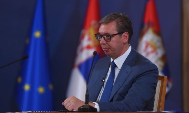 VUČIĆ: MALO KO U EVROPI IMA TAKO DOBROG MINISTRA FINANSIJA