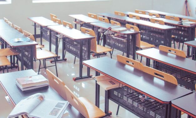 USPRS: SKRAĆENI ČASOVI U 500 ŠKOLA ZBOG PROTESTA PROSVETNIH RADNIKA