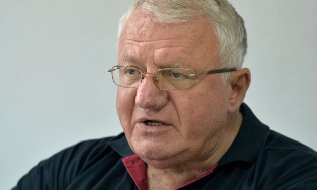 ŠEŠELJ: Niko ne zna kakvu će odluku o izborima doneti Vučić