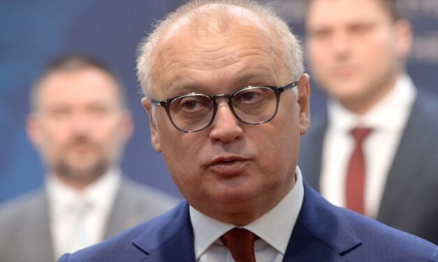 VESIĆ:SKUP “SRBIJA NADE” JE ZA SVE GRAĐANE BEZ OBZIRA NA POLITIČKO OPREDELJENJE