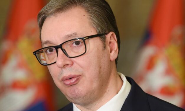 VUČIĆ: ONI HOĆE MOJU GLAVU, TO SU JASNO REKLI NA KRAJU SKUPA