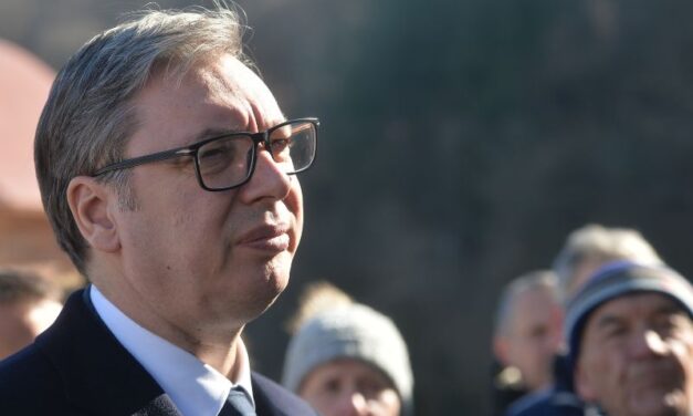 VUČIĆ UPUTIO SAUČEČĆE POVODOM ŽELEZNIČKE NESREĆE U INDIJI