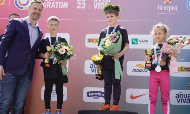 ŠAPIĆ USTUPIO DECI ČAST OTVARANJA BEOGRADSKOG MARATONA