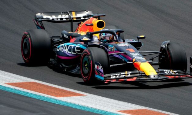 PEREZU POL POZICIJA NA TRCI FORMULE 1 U MAJAMIJU, LEKLER NAPRAVIO HAOS