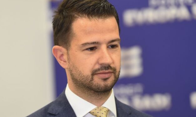 DEČKO IZ SENKE: KO JE JAKOV MILATOVIĆ, NOVI PREDSEDNIK CRNE GORE
