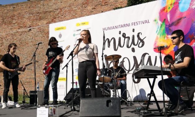 SVETLO U MRAKU: VELIKA PODRŠKA HUMANITARNOM FESTIVALU MIRIS BOJA