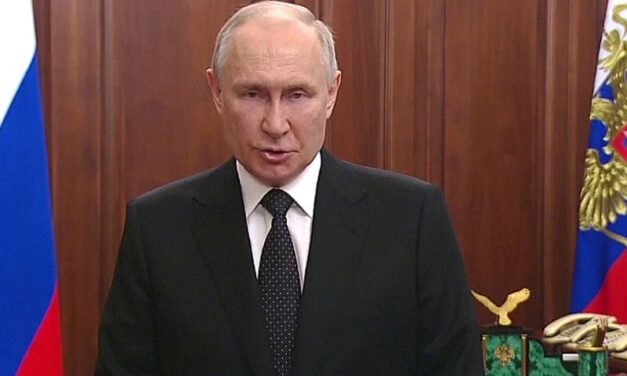 HAOS U MOSKVI, OGLASIO SE PUTIN: ORGANIZATORI POBUNE ĆE ODGOVARATI ZA IZDAJU!