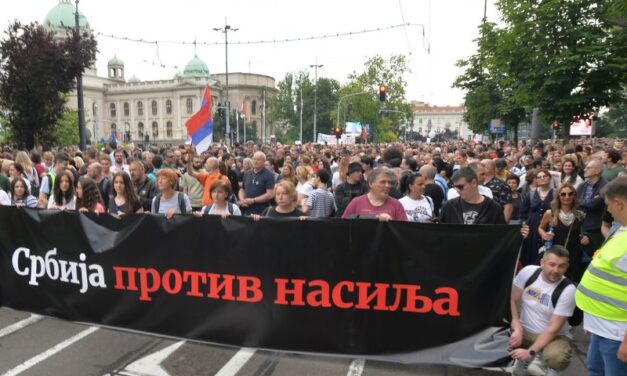 ZAVRŠEN PROTEST U ORGANIZACIJI PROZAPADNE OPOZICIJE “SRBIJA PROTIV NASILJA”