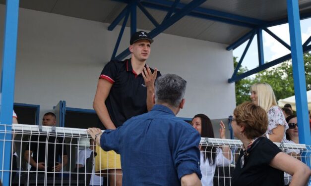 NIKOLA JOKIĆ SE POJAVIO NA KASAČKIM TRKAMA U SOMBORU