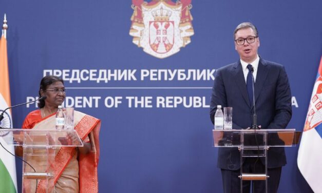 VUČIĆ OTKRIO DETALJE RAZGOVARA SA INDIJSKOM PREDSEDNICOM
