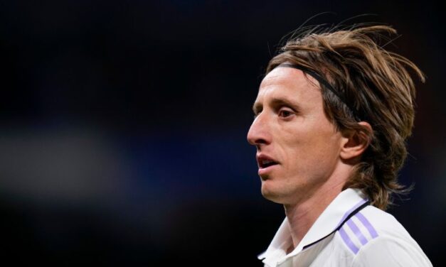 MODRIĆ DOBIO PONUDU DA NASTAVI KARIJERU U SAUDIJSKOJ ARABIJI