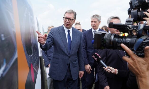 VUČIĆ:POLETNO-SLETNA PISTA NAJVEĆE ULAGANJE U AERODROM NIKOLA TESLA OD IZGRADNJE