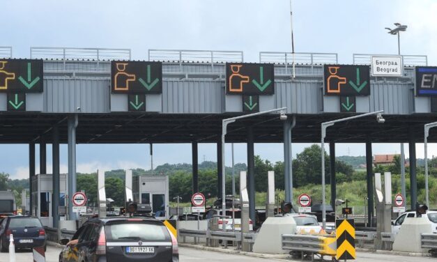 U SUSRET PRAZNICIMA: Pojačane gužve