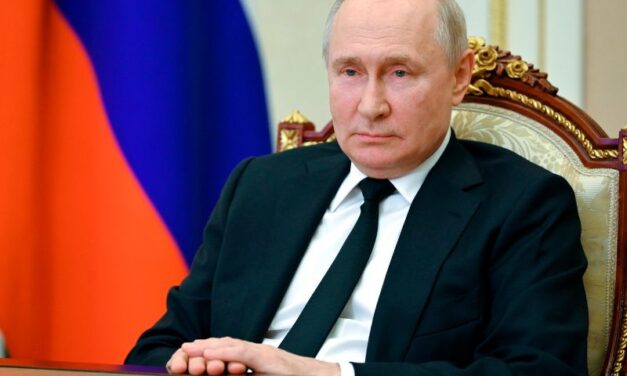 PUTIN: NEMOGUĆE JE SLOMITI SRPSKI NAROD