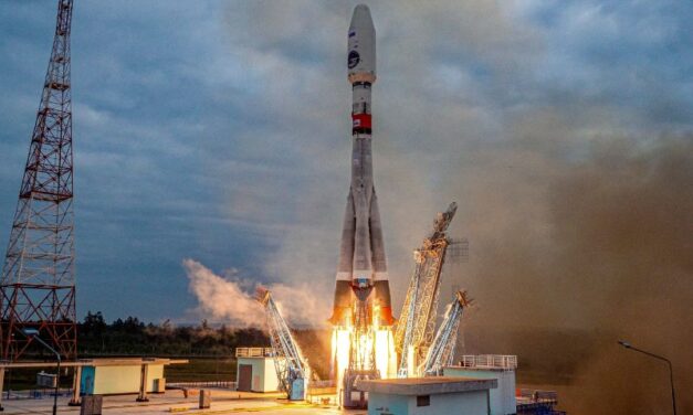 POSLE SKORO POLA VEKA RUSI LANSIRALI LUNARNU SVEMIRSKU LETELICU “LUNA-25” (VIDEO)