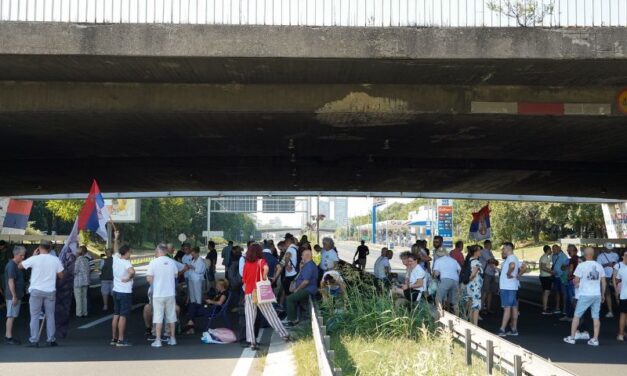 STUDENTI: Nedeljni protest u 32 grada!