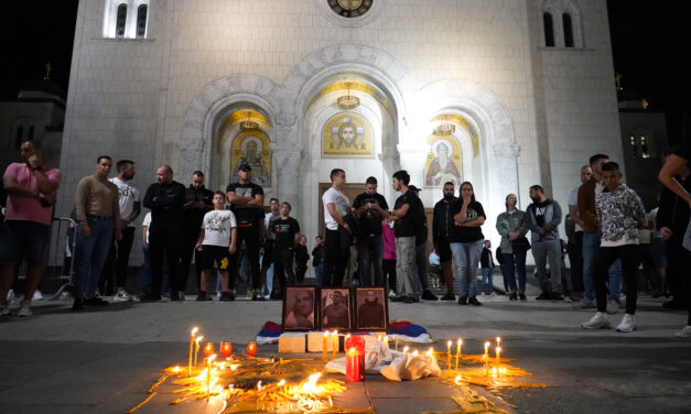 ĐOKOVIĆ ODAO POČAST STRADALIM SRBIMA U SELU BANJSKA