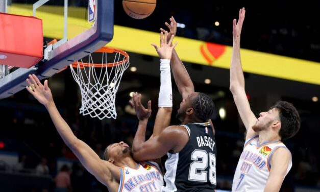 KOŠARKAŠI OKLAHOME POBEDILI SAN ANTONIO, VIKTOR VEMBANJAMA DEBITOVAO ZA SPARSE
