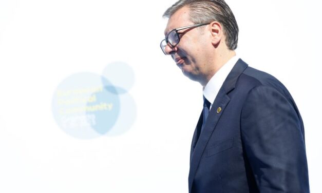 VUČIĆ: NISAM SA PRIŠTINOM NI RAZGOVARAO U GRANADI, NITI ONI HOĆE DA RAZGOVARAJU