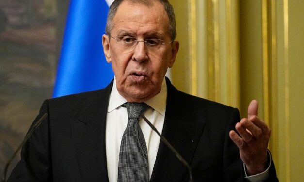 LAVROV: Vučić je političar sa velikim iskustvom