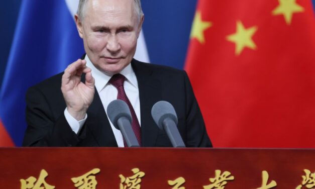 DŽABA NOVCI, MOJI SINOVCI… Putin primirio milijardere