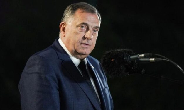 Skupština Republike Srpske usvojila Deklaraciju, DODIK poručio: OVO JE ISTORIJSKI NAJVAŽNIJI DOKUMENT