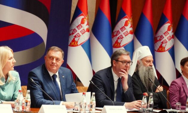 RAZGOVOR: Vučić ugostio Dodika