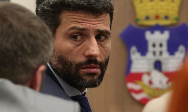 Beograd pred bankrotom, sledi smena Šapića?