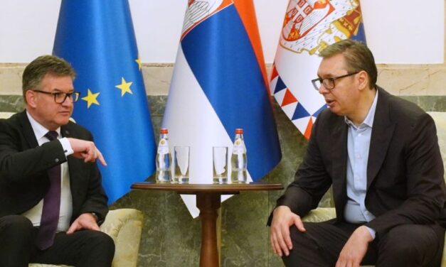 VUČIĆ I LAJČEK: Otvoren i korektan razgovor o srpskom narodu na KiM