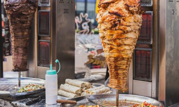 RAT NEMAČKE I TURKSKE! Ključno pitanje odnosa dve države glasi: ČIJI JE KEBAB?