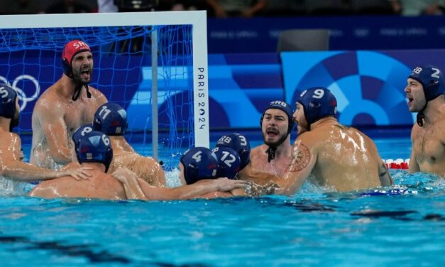 POTOPLJENI I MAĐARI: Srbija u polufinalu EP!