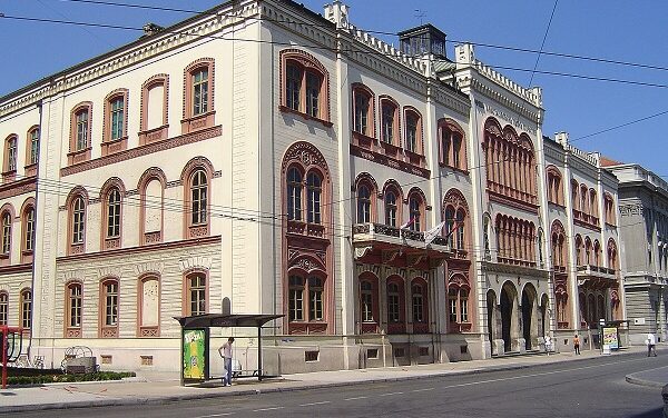BEOGRAD: Univerzitet pod lupom