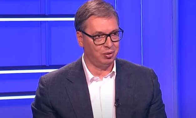 VUČIĆ: SNS na 46,70% podrške!