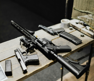 MALO REKETIRAJU, MALO UBIJAJU… Ko stoji iza Vračaraca?