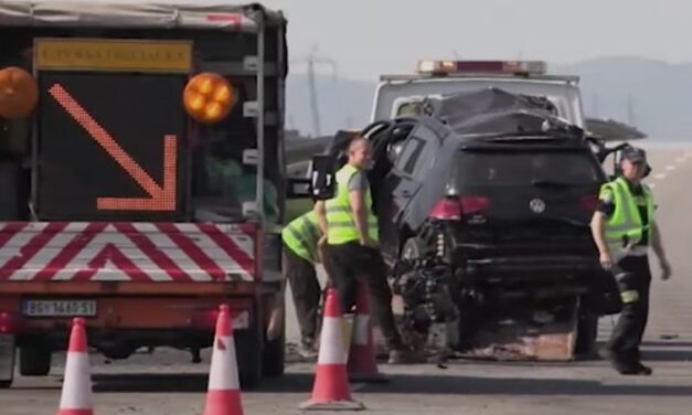 STRAŠNA NESREĆA: Poginule četiri osobe!