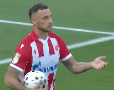 PETARDA: Zvezda ubedljiva u domaćem prvenstvu