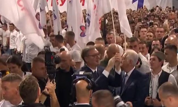 Vučić iz Kragujevca NAJAVIO VELIKE PROMENE